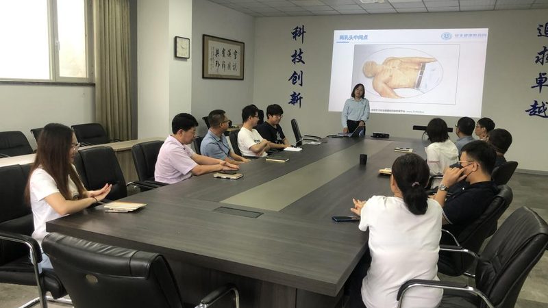 小标题：课程设计工具的重要性