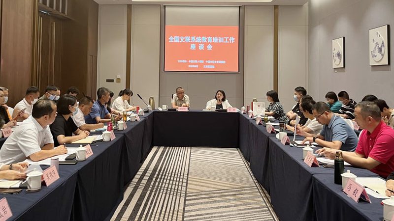 成人教育自考和成考哪个好考
