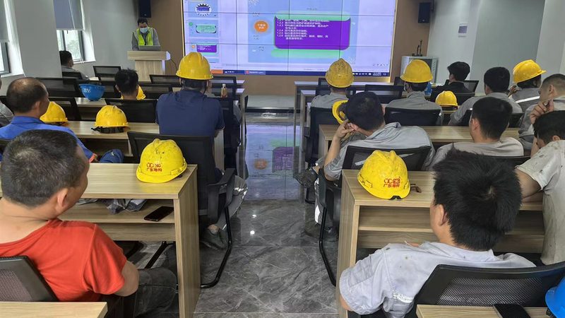 建造师周末班价格差异之谜：揭秘背后的因素